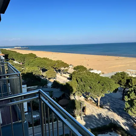 Seaview Deluxe Apartment Lignano Sabbiadoro